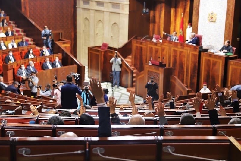 استغلال بنوك رفع سعر الفائدة يصل للبرلمان