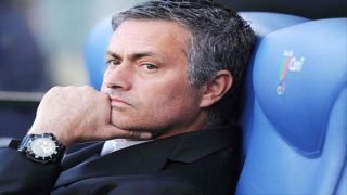 مورينيو يقترب من تدريب باريس سان جيرمان