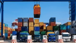 ارتفاع العجز التجاري بزائد 56.5 % بنهاية 2022