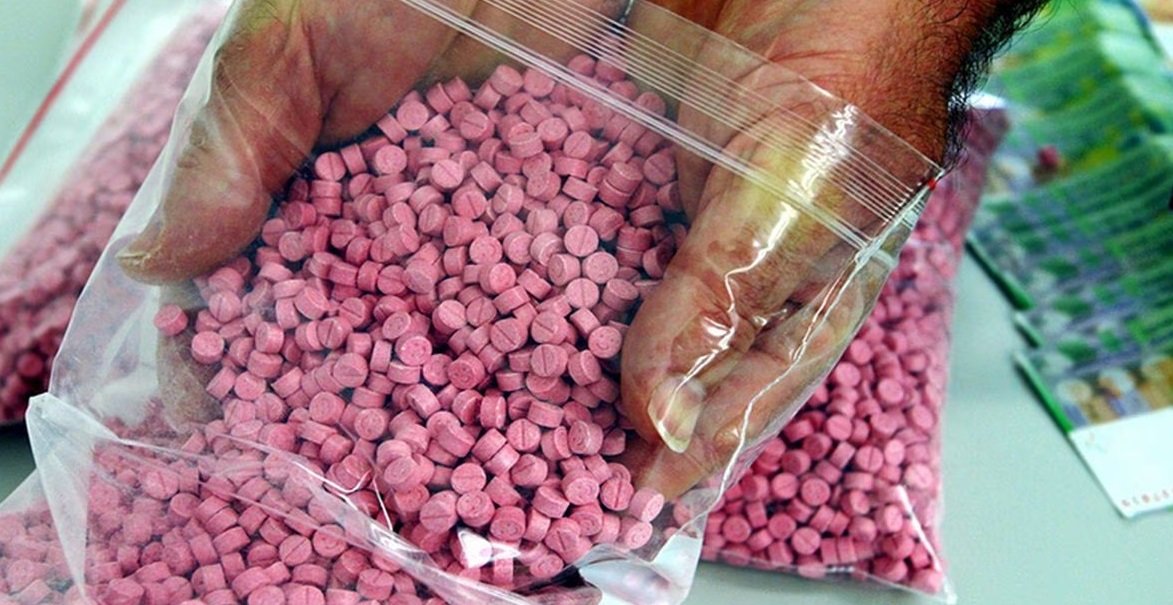 شبكة فرنسية تهرب “حبة السعادة” إلى المغرب