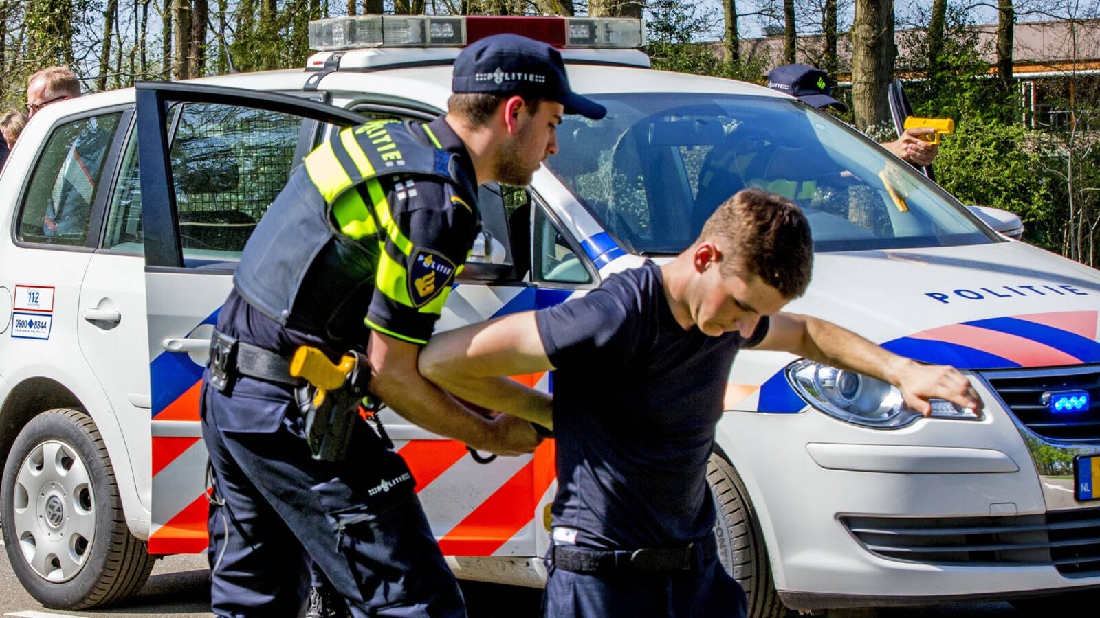 القضاء الهولندي يسجن زعيم عصابة من أصول مغربية