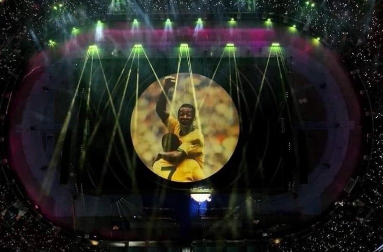 موندياليتو المغرب.. الصحافة البرازيلية تشيد بتكريم بيليه