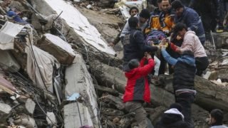 بعد ليلة من الزلازل.. هزة أرضية جديدة تضرب تركيا