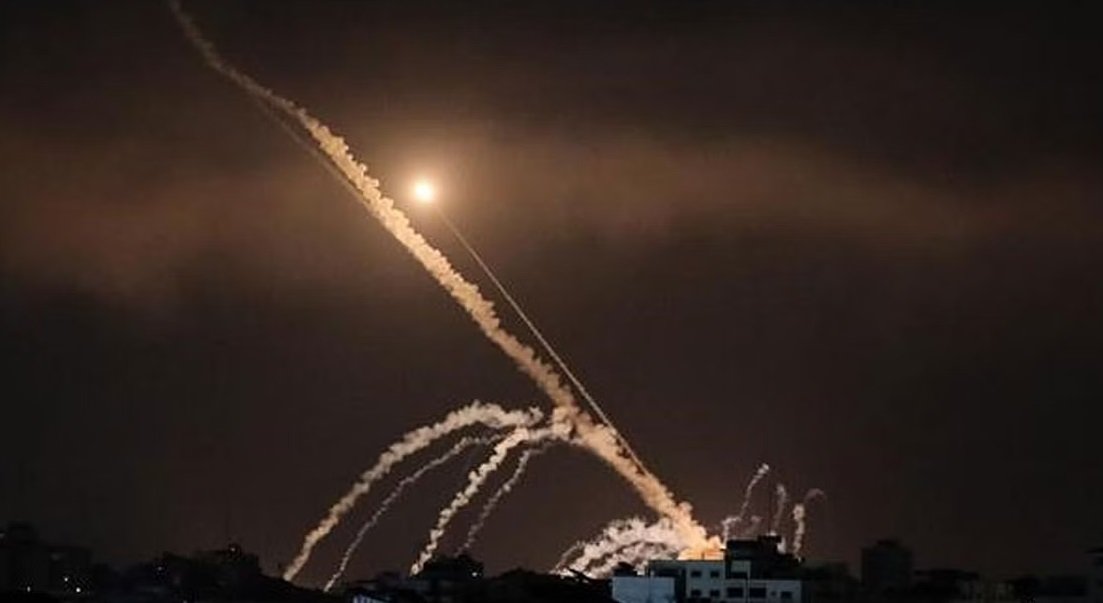 الجيش الإسرائيلي يعترض قذيفة صاروخية أُطلقت من غزة