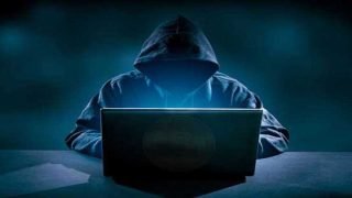 هاكرز يقرصنون بيانات أعضاء الكونغرس الأميركي