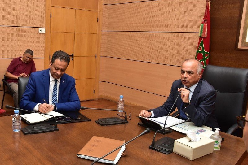 ملف المتعاقدين على طاولة اجتماع النقابات بوزارة بنموسى