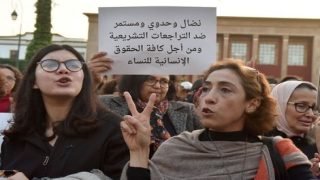 نساء مغربيات يخرجن للإحتجاج في عيدهن الأممي