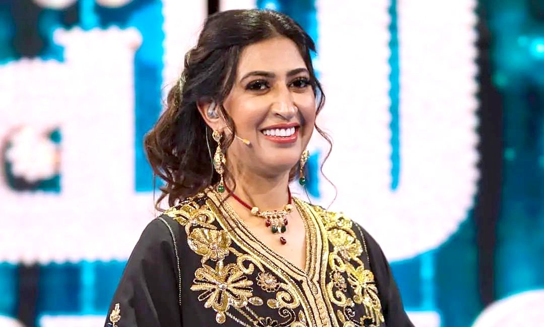 دنيا بوطازوت للمرة الثانية في برنامج “لالة لعروسة”