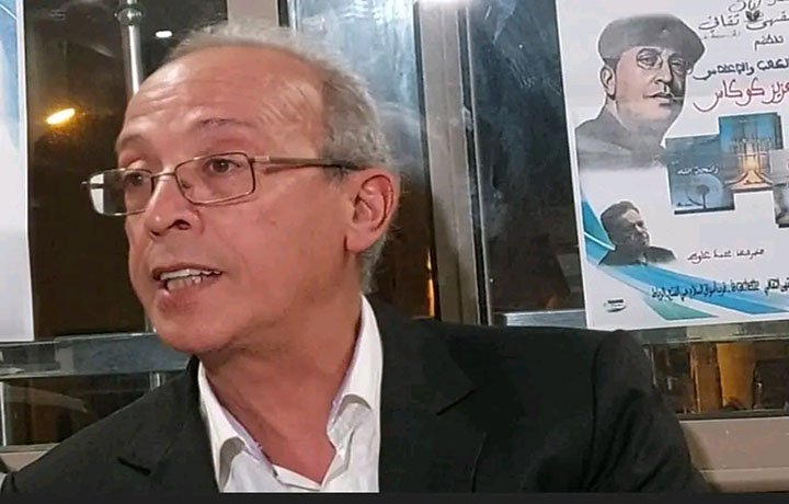 الإعلامي عبد العزيز كوكاس يعتبر تدخل الحكومة في مجلس الصحافة نشازا