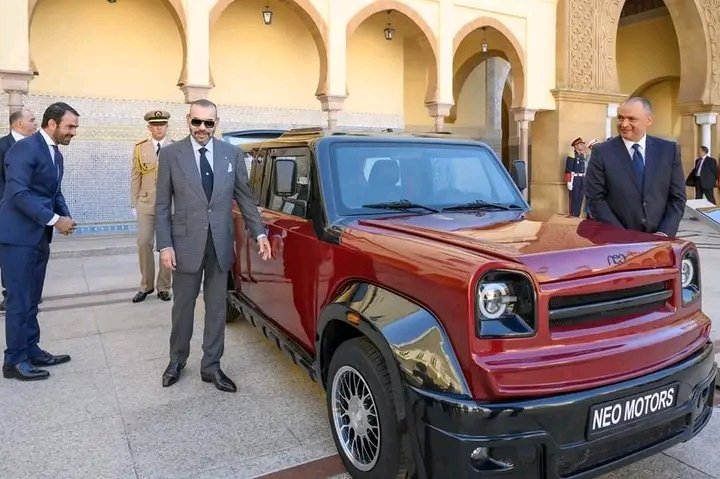 الملك يترأس حفل تقديم أول نموذج سيارة مغربية الصُنع