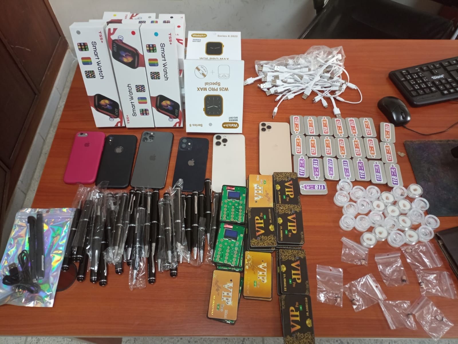 ترويج أجهزة إليكترونية مهربة يورط طالبين بطنجة