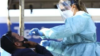 Teste do Plano Nacional de Testagem para a Covid-19, na Feira dos Importados, em Brasília.