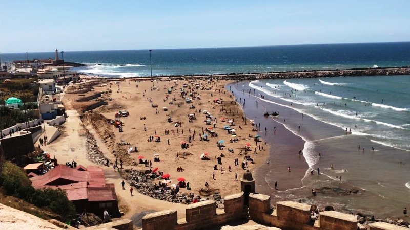 أجواء حارّة في عدة مناطق اليوم الخميس