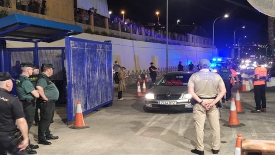 باب سبتة.. ضبط 56 كلغ من “الحشيش” بحوزة مهاجر مغربي