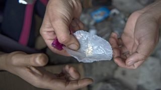 مخدر البوفا والكوكايين يضع 3 أشخاص في قبضة الأمن