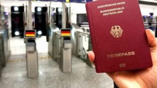 ألمانيا تقر تسهيلات منح الجنسية للمهاجرين