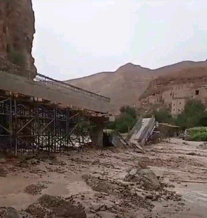 فيضان وادي غريس يجرف قنطرة في طور البناء بأوددي أملاكو