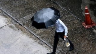 عاجل.. زخات مطرية قوية مرتقبة في مناطق مغربية