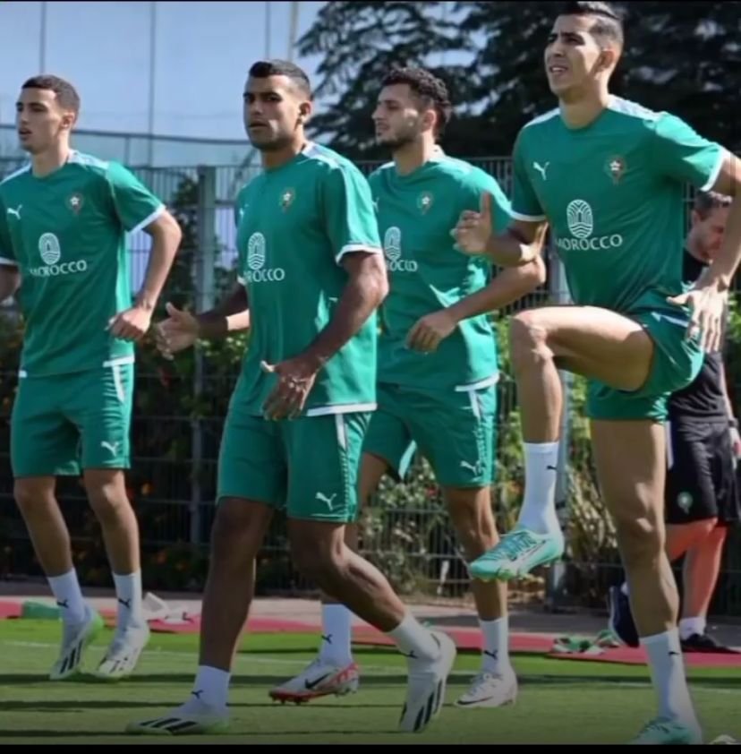 المغرب أرض الانوار” شعار للترويج السياحي للمغرب يحمله المنتخب الوطني رسمي
