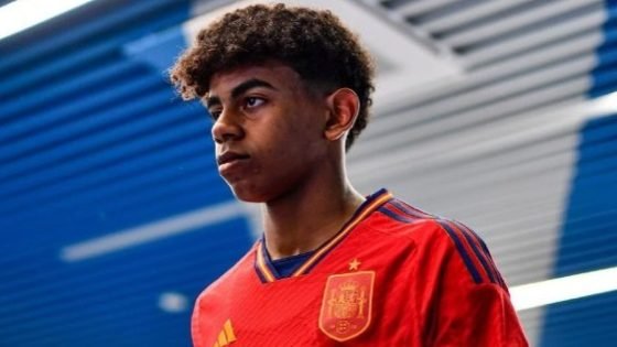 عاجل.. يامال يختار اللعب مع كبار منتخب إسبانيا