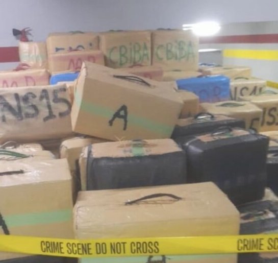 توقيف 6 أشخاص وحجز أطنان من المخدرات