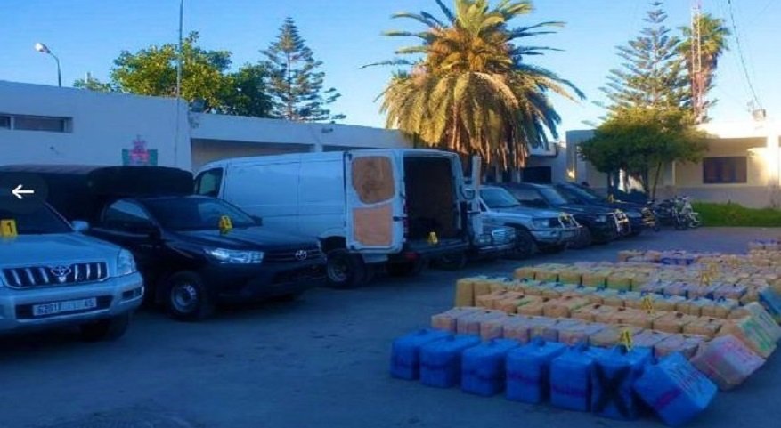 معلومات “الديستي” تقود لحجز طن من المخدرات وسيارات مشبوهة ضواحي الحسيمة