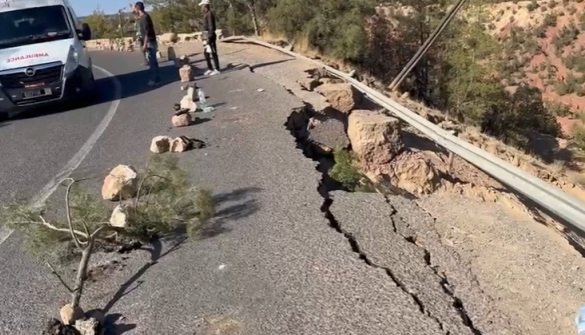 عاجل.. هزة أرضية جديدة تضرب مناطق الزلزال