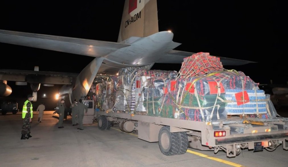 طائرتان مغربيتان تغادران مطار العريش على متنهما مساعدات إنسانية عاجلة لإغاثة الفلسطينيين