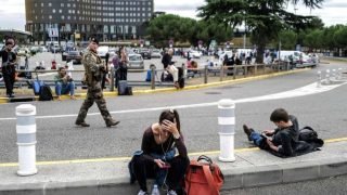 مرة أخرى ..إخلاء ستة مطارات فرنسية بعد تهديدات بوجود قنابل