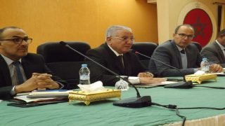 والي جهة درعة تافيلالت يعقد لقاء تواصليا مع الهيئات الممثلة لجمعيات أمهات وآباء وأولياء التلاميذ ومدراء المؤسسات التعليمية بإقليم الرشيدية