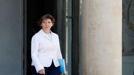 عطل تقني يشل طائرة وزيرة الخارجية الفرنسية