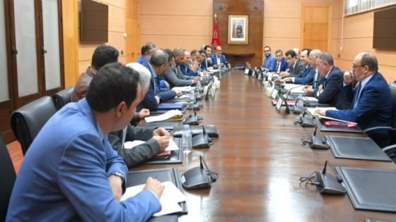 الحكومة تواصل الحوار مع النقابات التعليمية الخمس