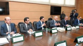 عاجل.. هذه مخرجات اجتماع اليوم بين اللجنة الثلاثية والنقابات التعليمية