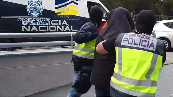 التعاون الإستخباراتي المغربي الجزائري والإسباني يساهم في تفكيك خلية لـ”داعش” كانت تستعد لعمليات في أوروبا