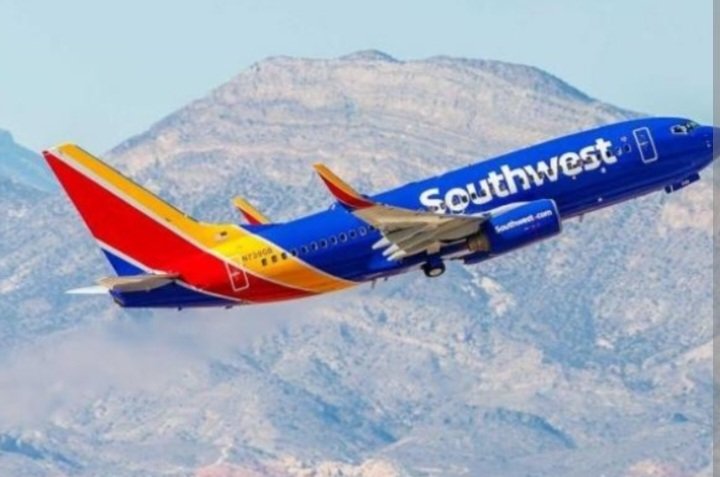 إلغاء وتأخير رحلات جوية يغرم شركة الطيران الأمريكية “ساوث ويست” 140 مليون دولار