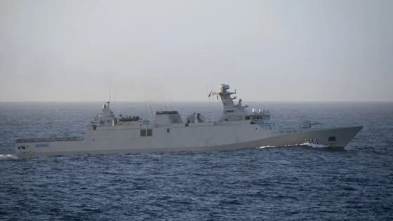 البحرية الملكية تنقذ 51 مرشحا للهجرة من الغرق