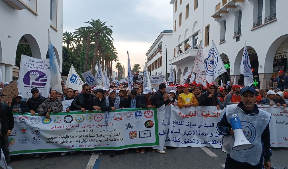 التصعيد وتعليق الإضراب…مواقف متباينة ل “تنسيقيات الأساتذة