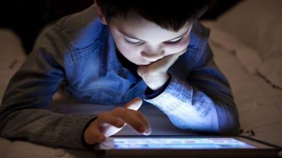 الصحة العالمية: طفل من كل ستة يتعرّض للمضايقة عبر الإنترنت