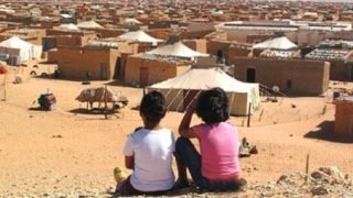 منظمتان تستنكران الانتهاكات الجسيمة لحقوق اللاجئين في مخيمات تندوف