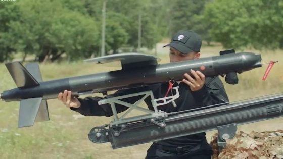 الجيش المغربي يختبر بنجاح طائرة إنتحارية