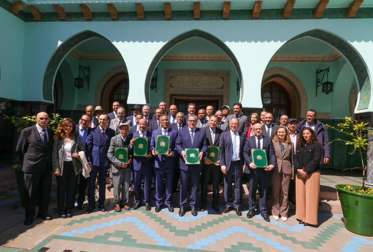 تفاصيل الزيادة العامة في أجور العاملين في القطاع العام