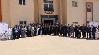رؤساء مجالس العمالات والاقاليم يتدارسون تحديات التحول الرقمي في لقاء بمدينة الداخلة