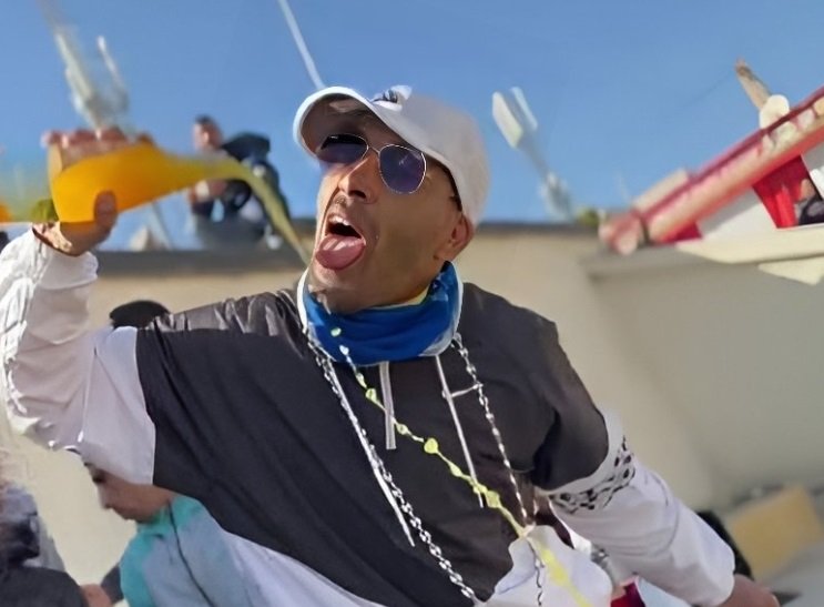 اعتقال صاحب أغنية “شر زيدي كبي هواي”