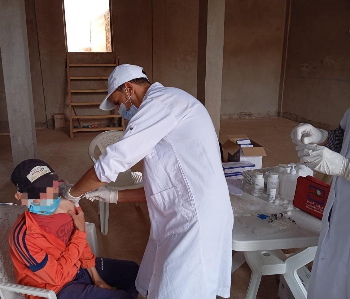 للمرة الثالثة على التوالي..مندوبية الصحة و الحماية الإجتماعية بتنسيق مع السلطات الاقليمية بتنغير توسع نطاق التلقيح ضد الحصبة (بوحمرون) بدوار تامتتوشت بإقليم تنغير