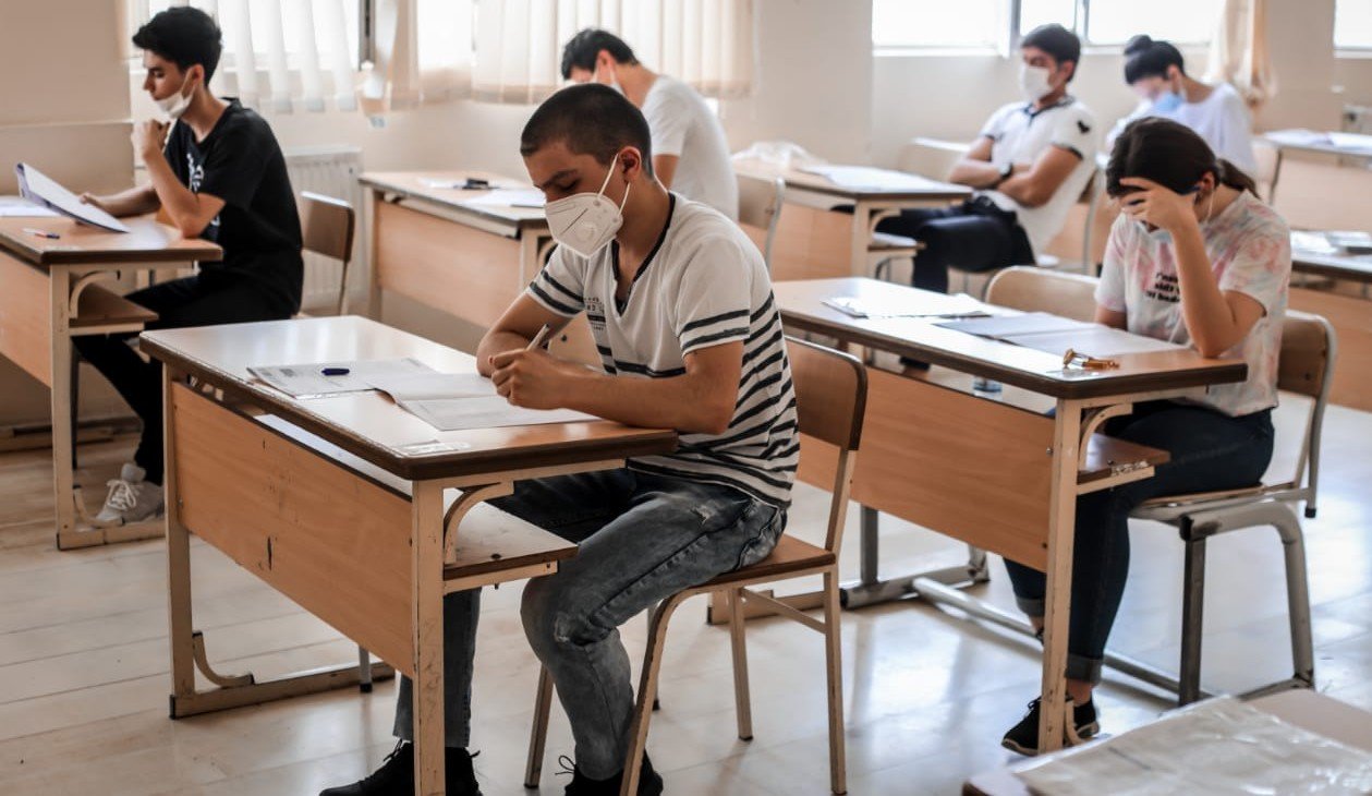 الترميز الإلكتروني.. يغضب مصححي ” الباكالوريا”