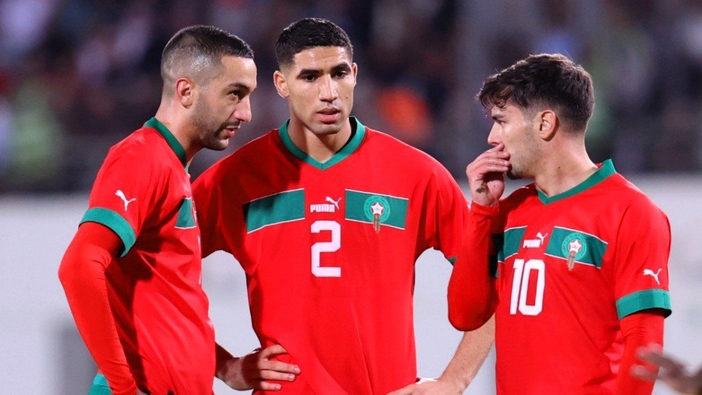 الركراكي يكشف حقيقة وجود “خلاف” بين زياش ودياز