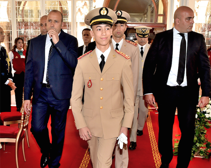 ولي العهد الأمير مولاي الحسن يترأس بالقنيطرة حفل تخرج الفوج 24 للسلك العالي للدفاع والفوج 58 لسلك الأركان