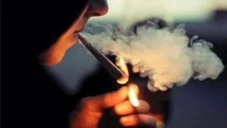 تدخين مخدر “الشيرا” بقلب ساحة جامع الفنا يتسبب في إعتقال سائح سويسري بمراكش