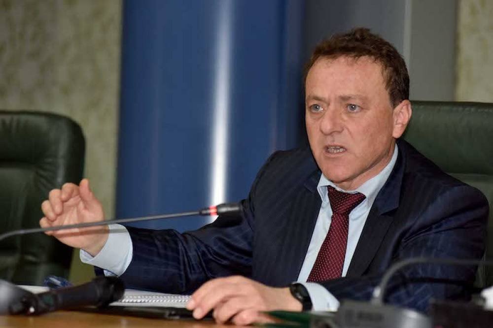 وزير النقل و اللوجيستيك محمد عبد الجليل : إعداد مشروعي مرسومين تفاعلا مع ظهور وسائل تنقل جديدة على الطريق العمومية