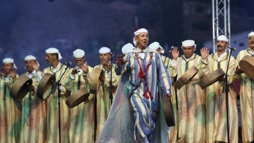 المهرجان الوطني للفنون الشعبية : إحتفاء بتنوع و غنى التراث اللامادي المغربي